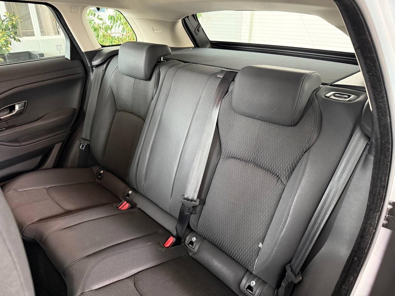 EVOQUE 4WD 2.0 TD4 150 CV AUTOMATICO MOD. BUSINESS PREMIUM PURE