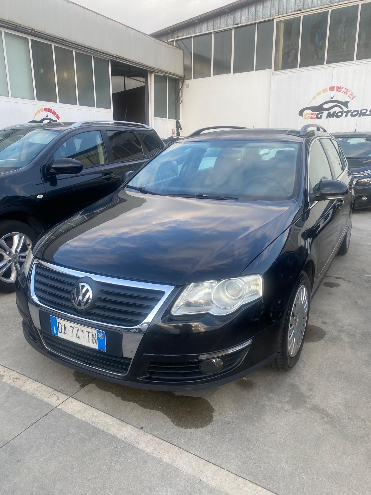 Volkswagen Passat 2.0 16V TDI Var. Highline UNIPRO