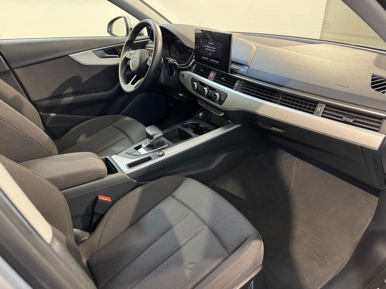 Audi A4 35 TDI/163 CV S tronic Business Advanced