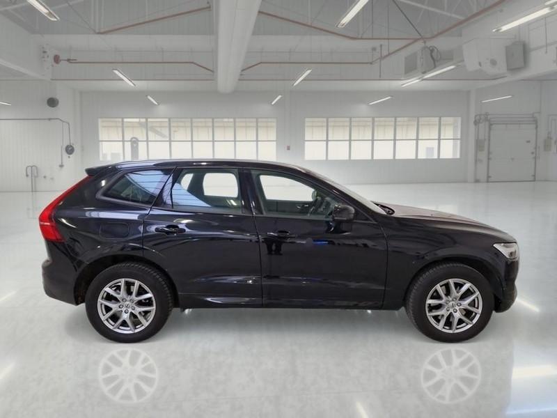 VOLVO XC60 B4 D AWD automatico Momentum