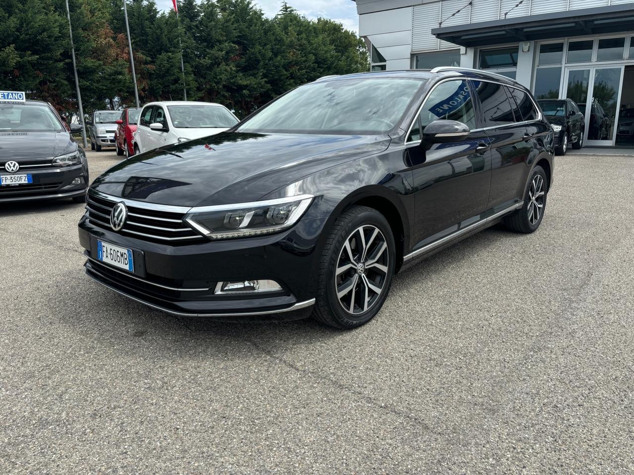 Volkswagen Passat Variant 2.0 TDI Highline BlueMotion Technology - 2015