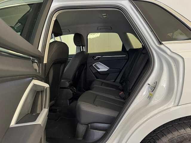 Audi Q3 35 TDI S line edition