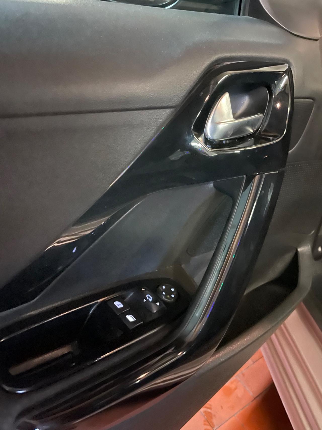 Peugeot 208 1.2 Neopatentati Euro 5