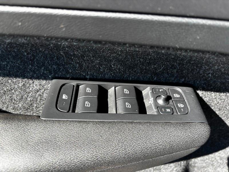 VOLVO XC40 (2017-->) XC40 D3 Geartronic R-design