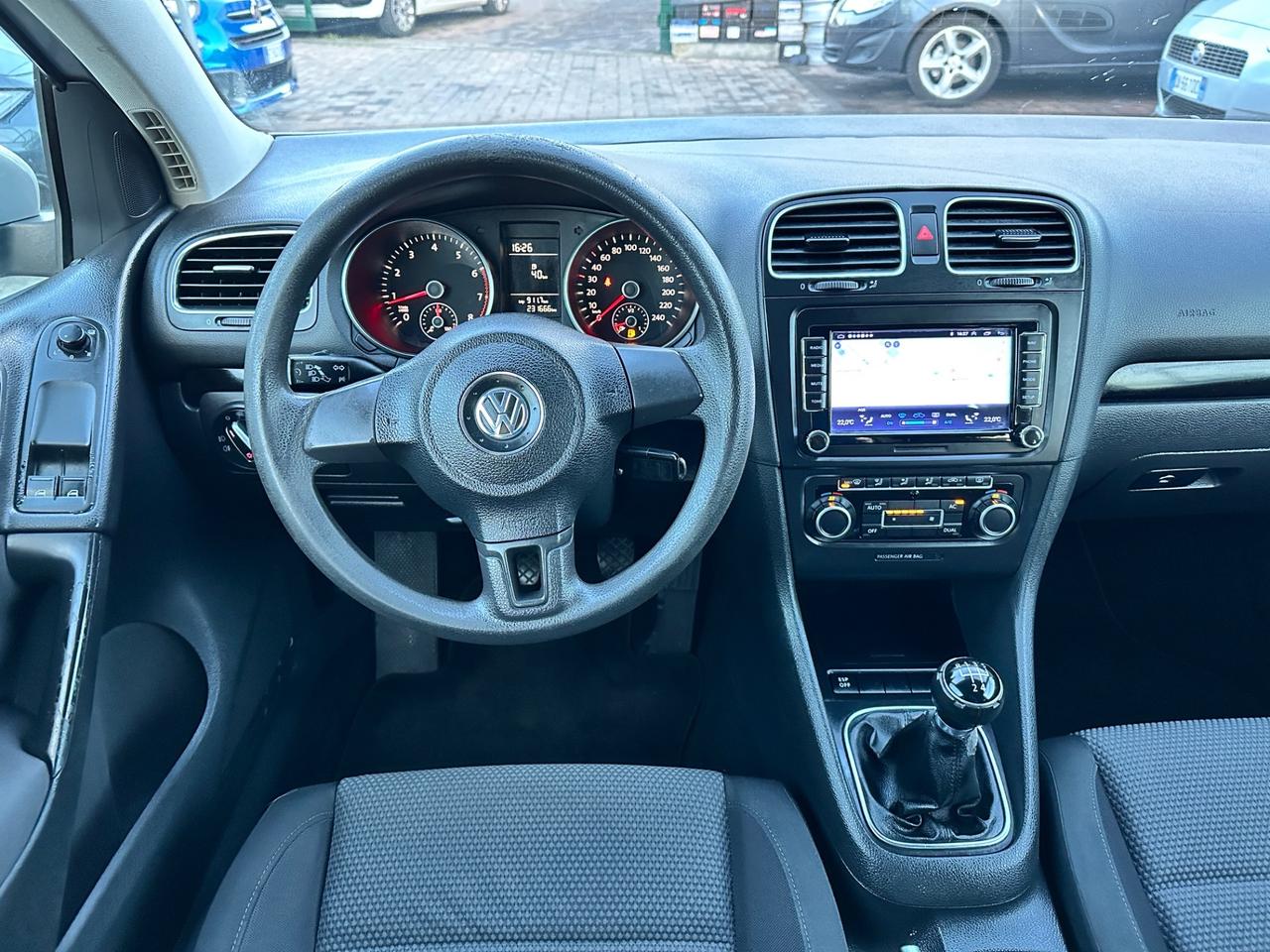 Volkswagen Golf 1.6 Benzina Comfortline