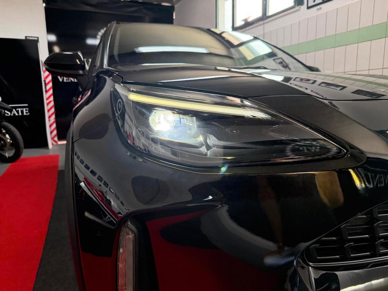 Toyota Yaris Cross 1.5 Hybrid 5p. E-CVT AWD-i Trend