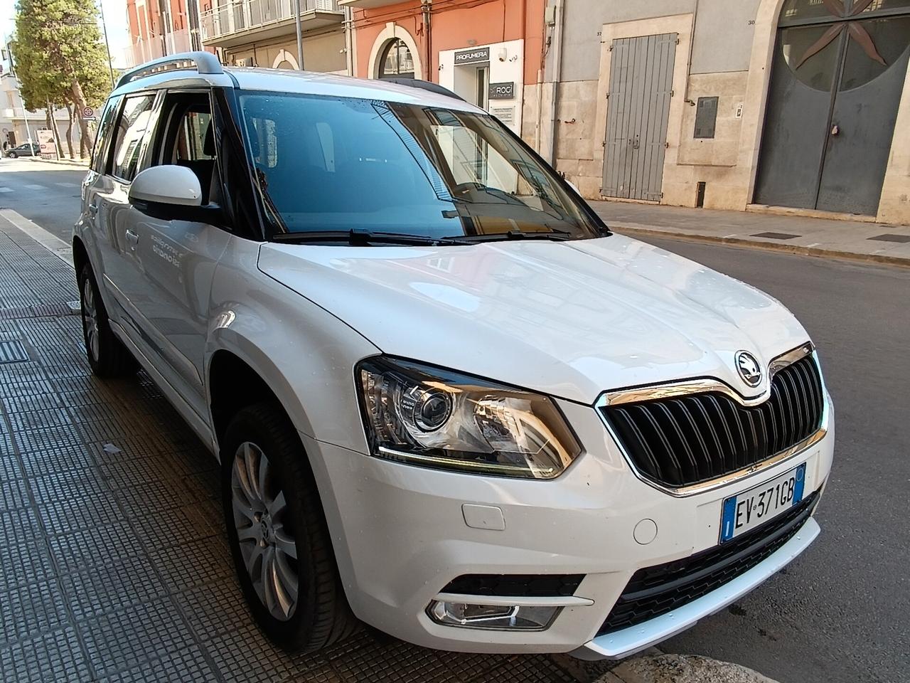 Skoda Yeti Outdoor 2.0 TDI 110CV AMBITION NAVI CAMERA FULL