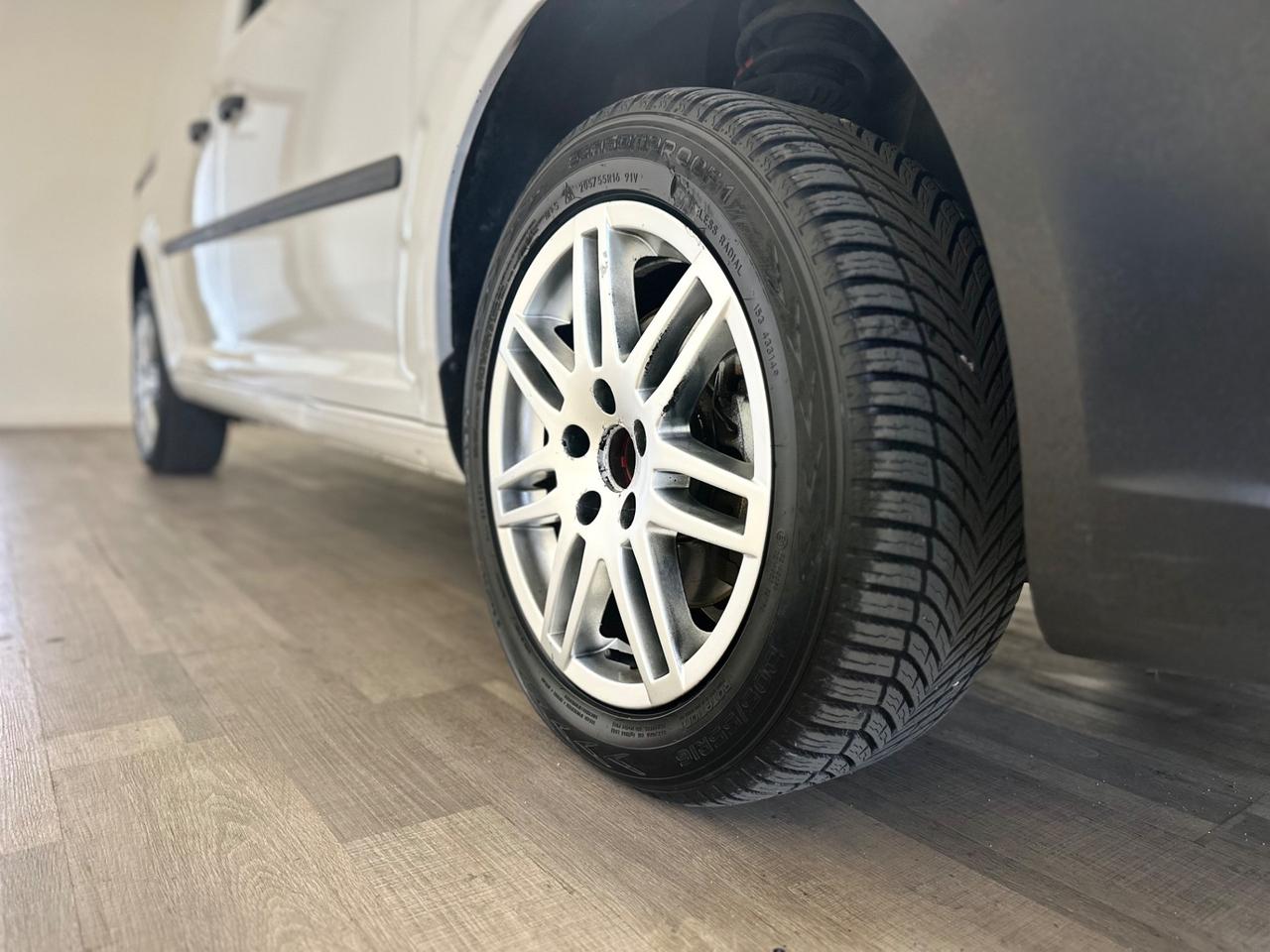 Volkswagen Caddy 1.6 TDI 102 CV DSG 4p. Van