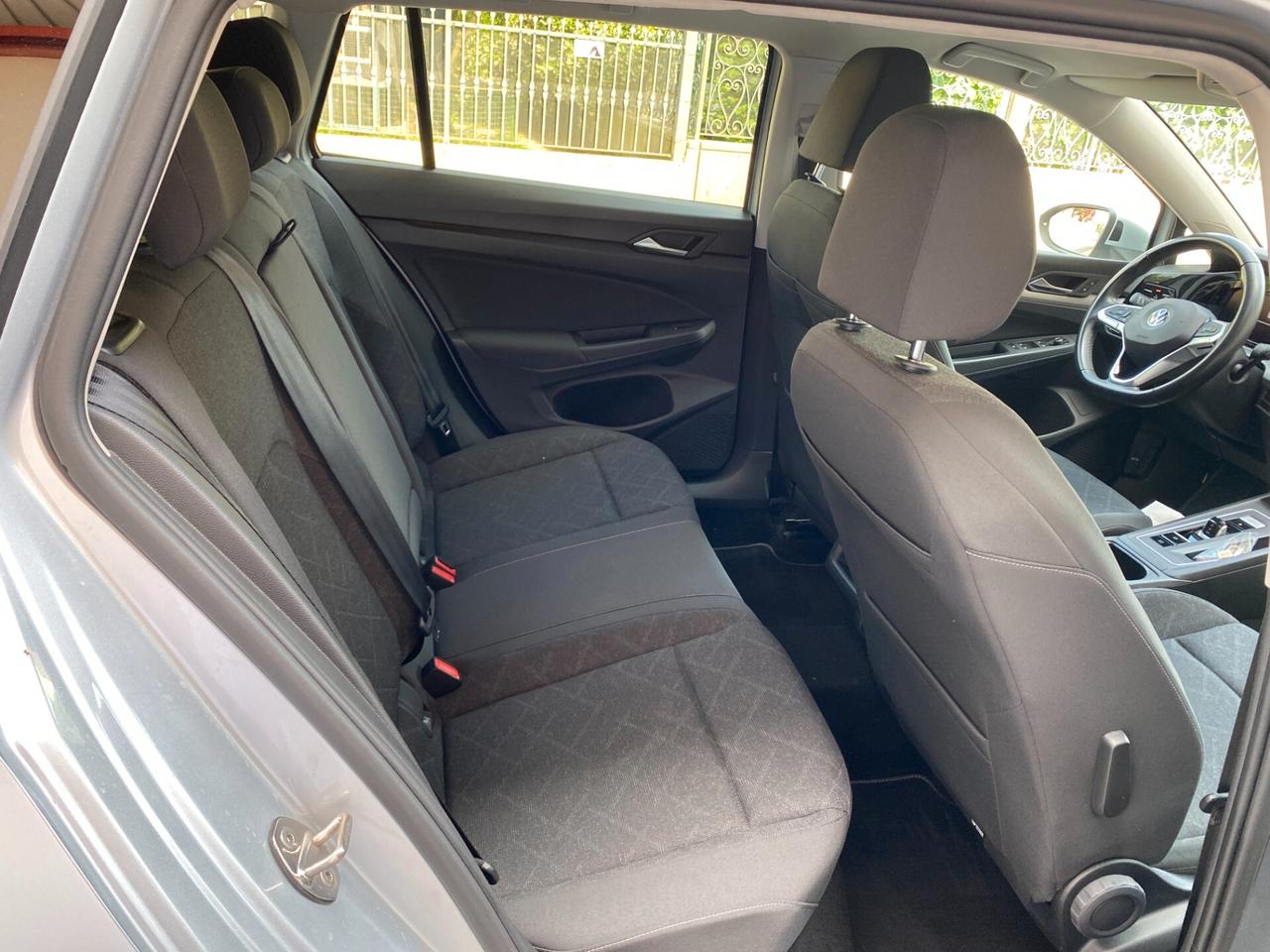 Volkswagen Golf Variant Golf Variant 2.0 TDI SCR DSG Life - CAMBIO AUTOMATICO