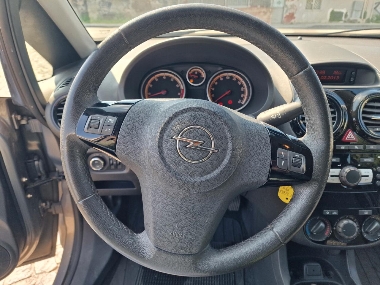 Opel Corsa 1.2 85CV 5 porte GPL-TECH Edition