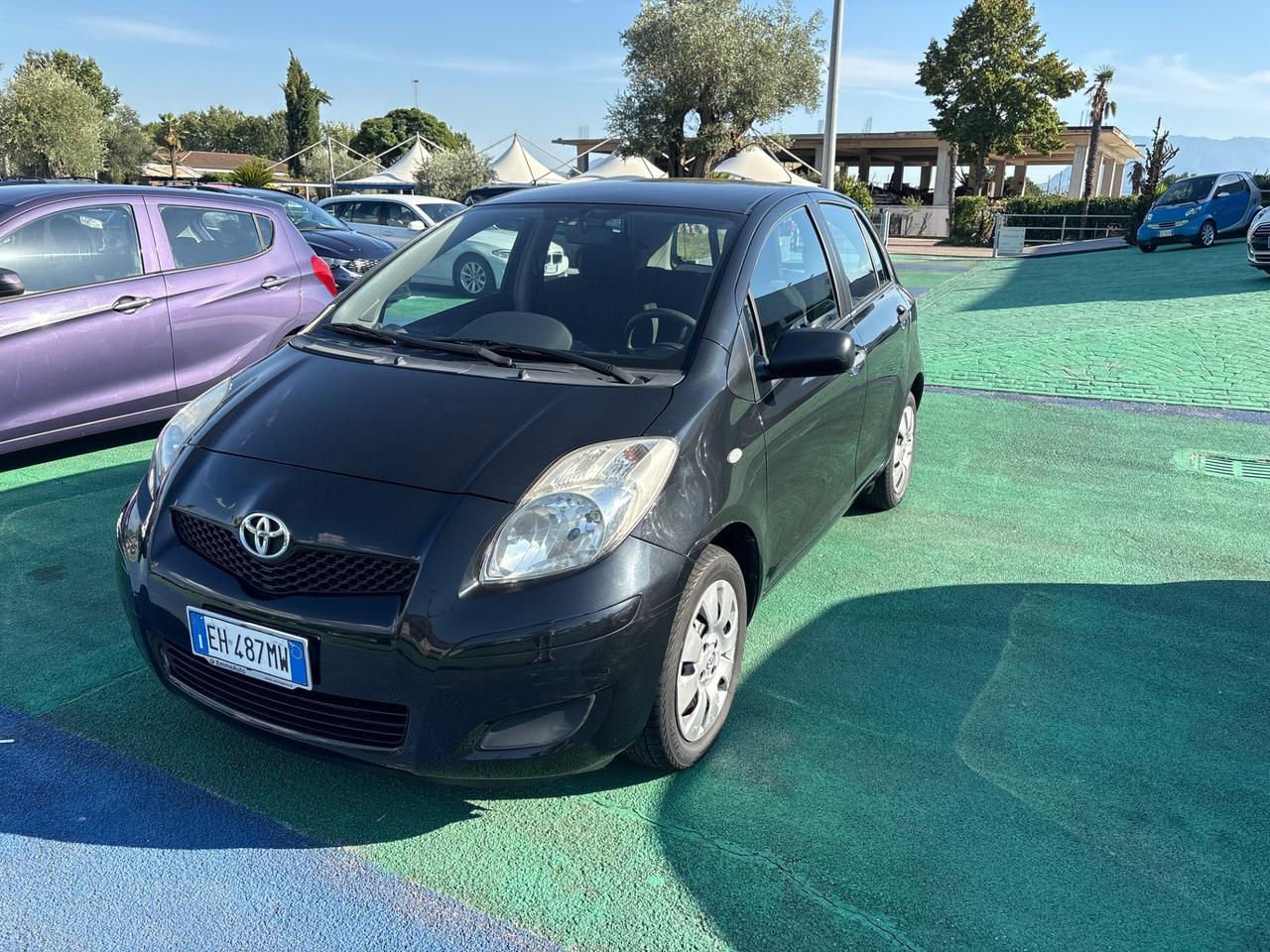 Toyota Yaris 1.0 5 porte Sol
