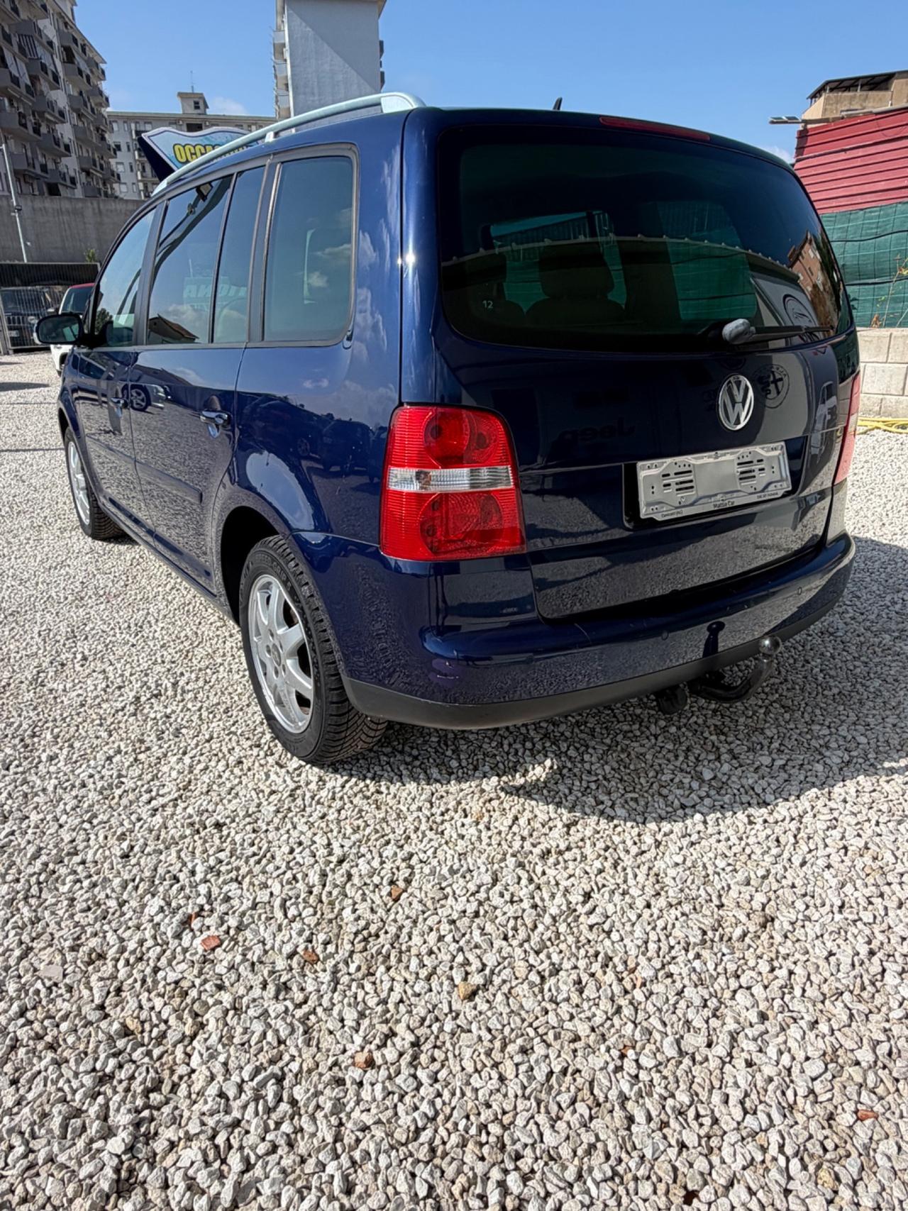 Volkswagen Touran 2.0 16V TDI Highline