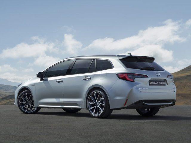 TOYOTA Corolla GR SPORT 1.8 Hybrid Touring Sports