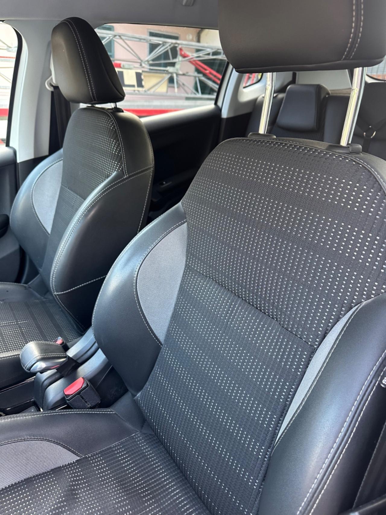 Peugeot 2008 BLUEHDi 100 ALLURE KMCERT GARANZ UNICOPR