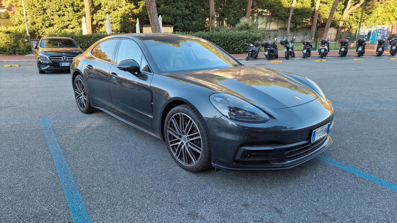 Porsche Panamera 2.9 4