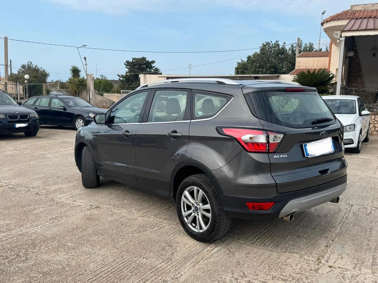 Ford Kuga 2.0 TDCI 120 CV S&S 2WD Business