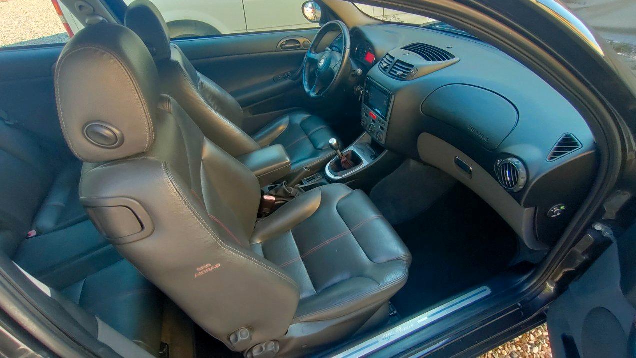 Alfa Romeo 147 2.0i 16V Twin Spark 150 CV 3p. Distinctive MANUALE