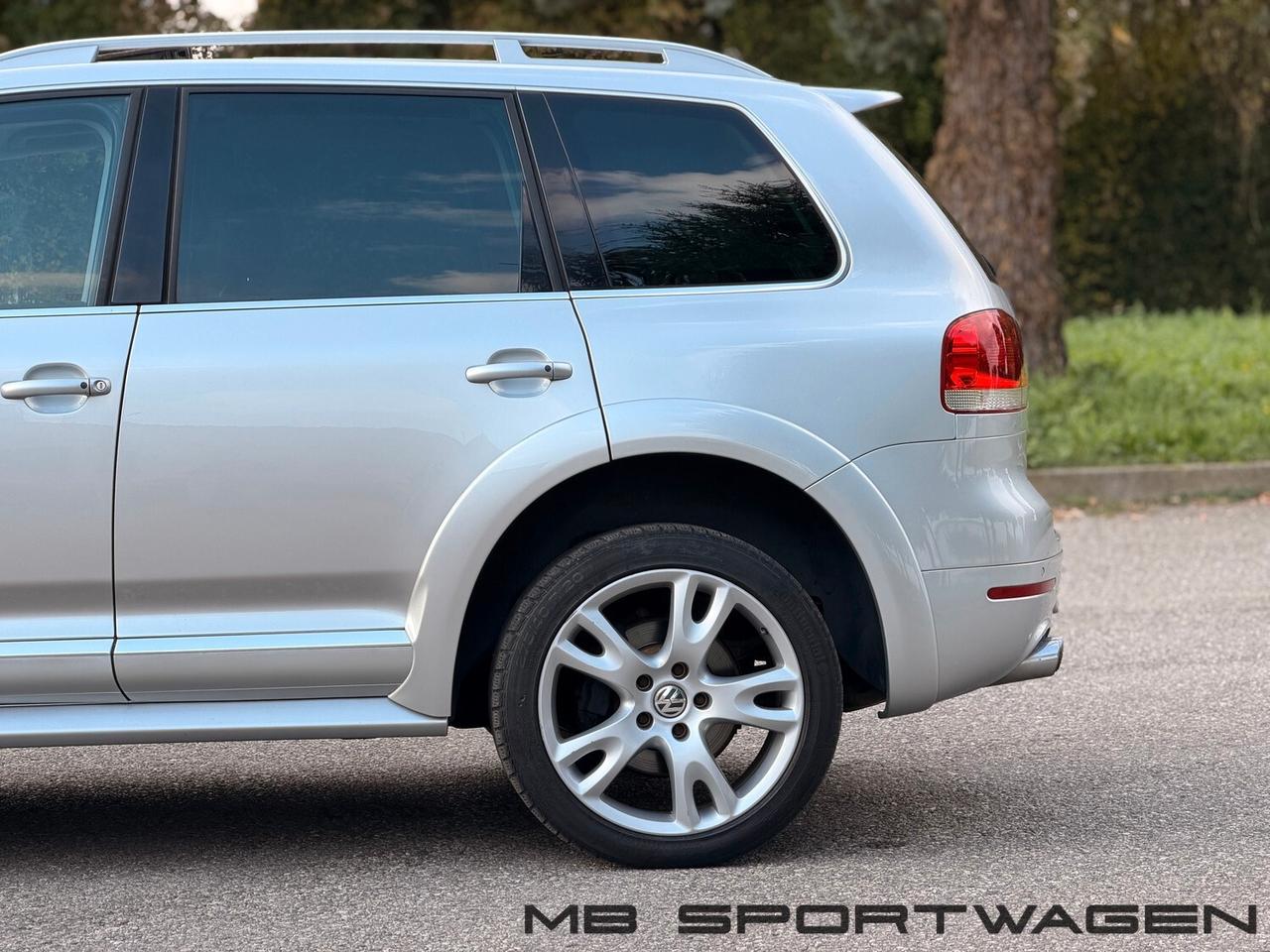 Volkswagen Touareg 6.0 W12 Sport