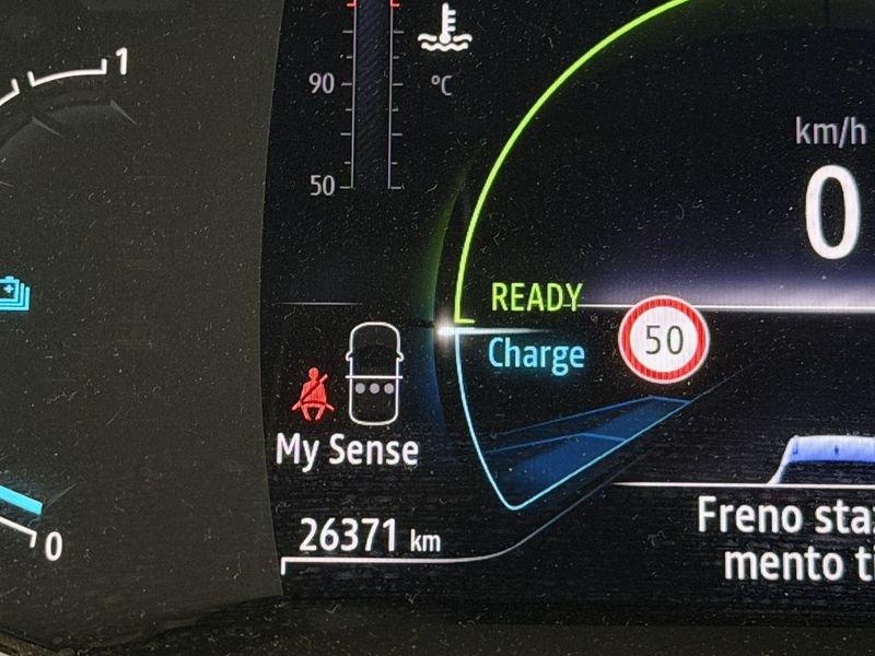 Renault Captur E-Tech hybrid 1.6 E-TECH HEV 145 TECHNO AUTO