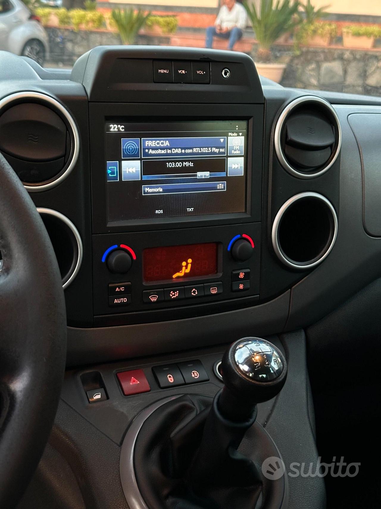 Peugeot Partner 1.6HDi Pianale ribassato Disabili