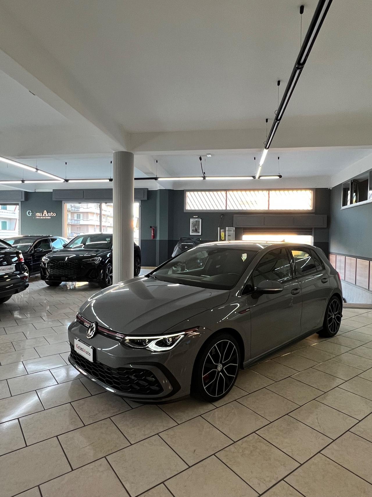 Volkswagen Golf GTI Golf 2.0 TSI GTI DSG