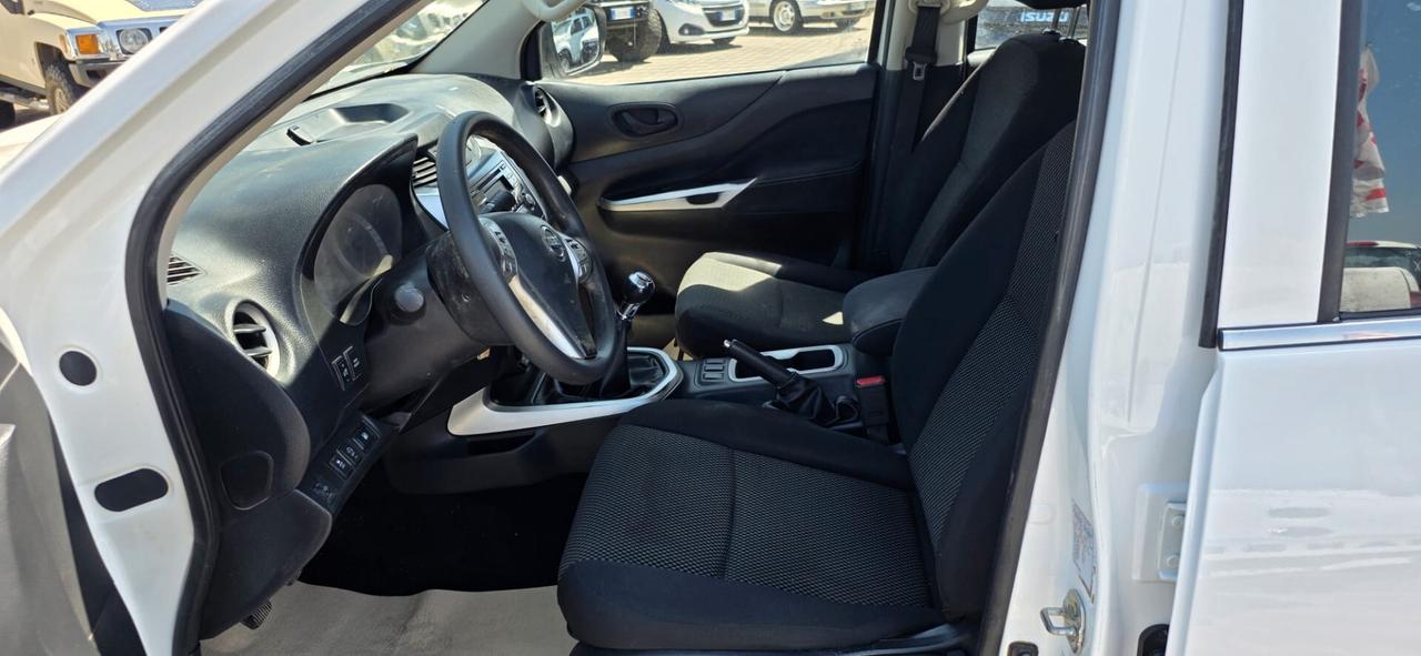 Nissan Navara 2.3 dCi 4WD Double Cab
