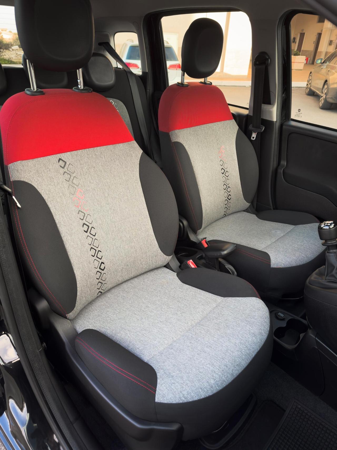 Fiat Panda 1.2 Lounge 70 cv Neopatentati 5 posti