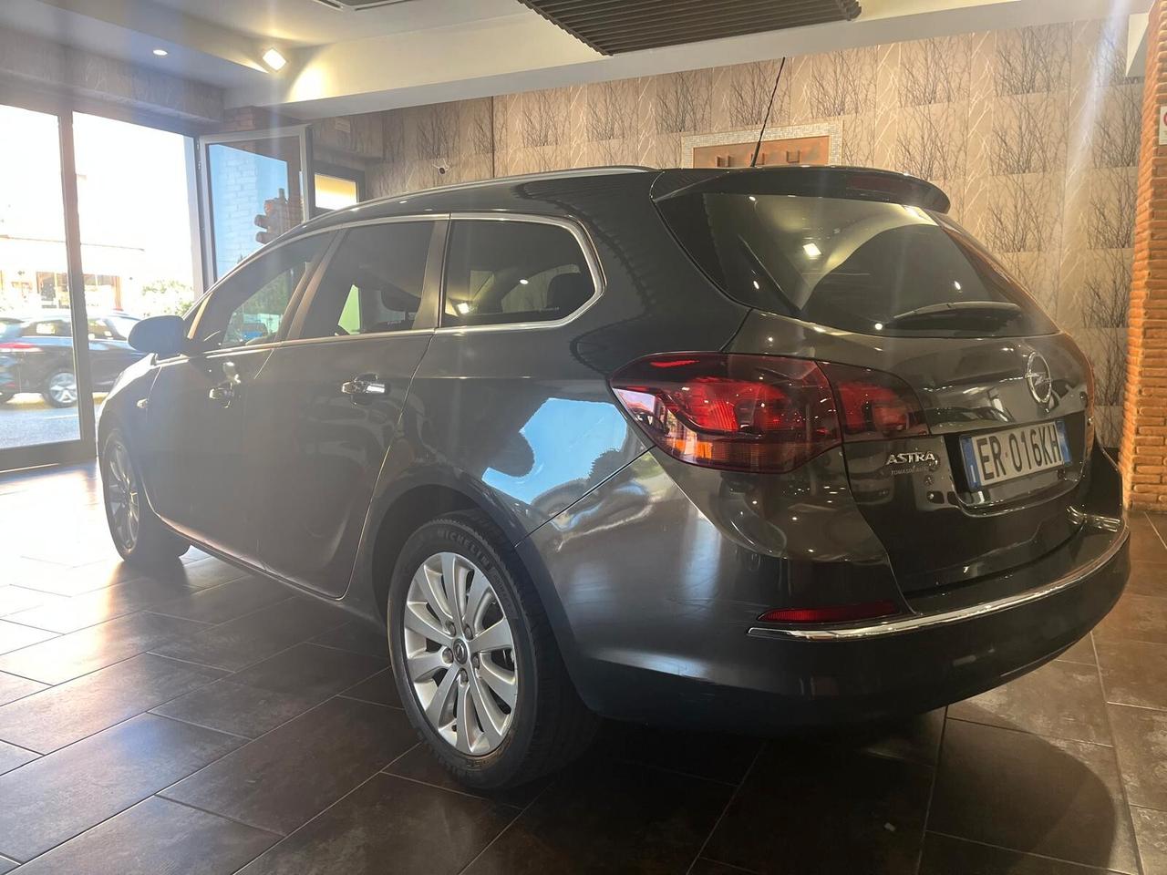 Opel Astra 1.7 CDTI 110CV Sports Tourer Cosmo
