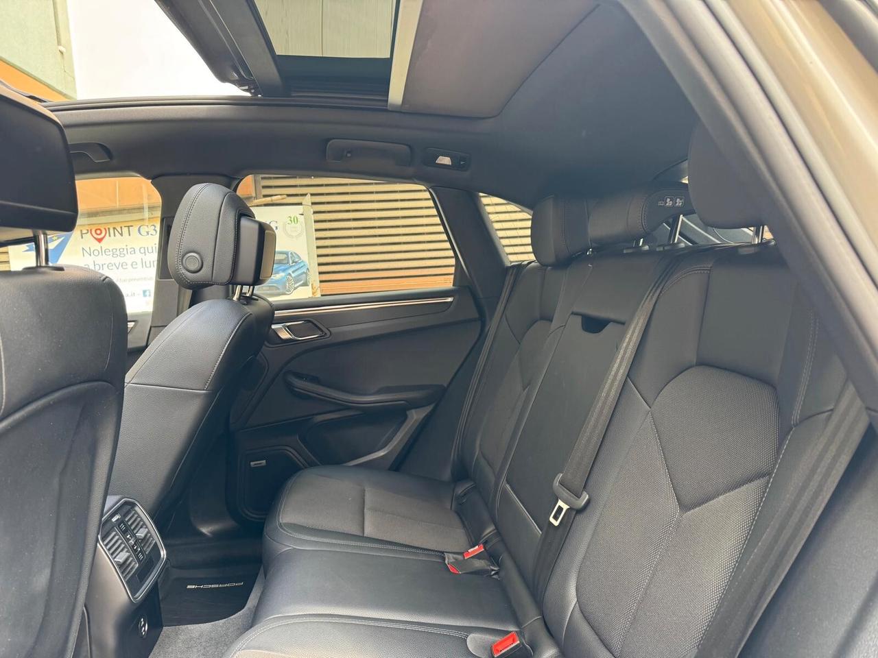 Porsche Macan 2.0 265CV GESSO TETTO