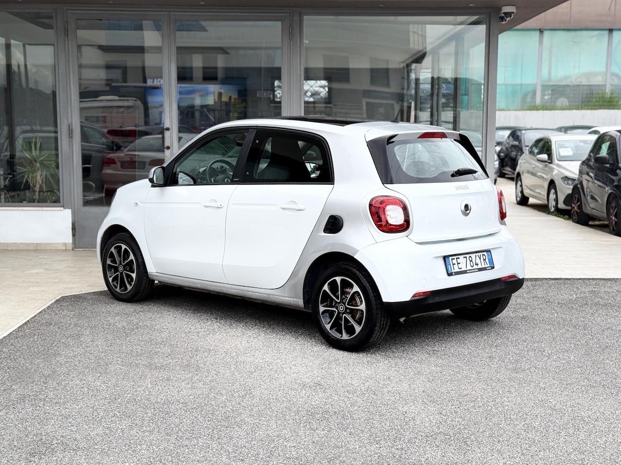 Smart ForFour 1.0 Benzina 71CV E6 Neo. Automatica - 2016