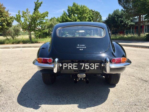Jaguar E-Type 4.2 Coupè 1967 targa Italiana