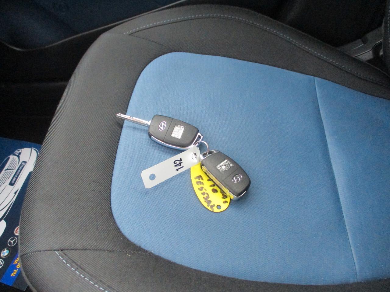 Hyundai i10 1.0 BENZINA