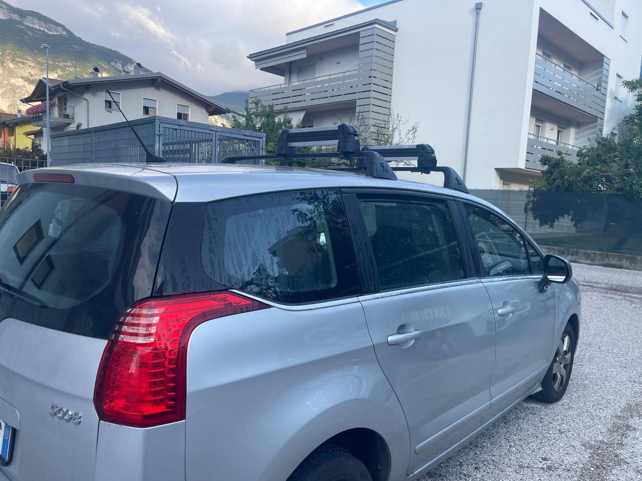 Peugeot 5008 1.6 HDi 112CV Business 7 POSTI