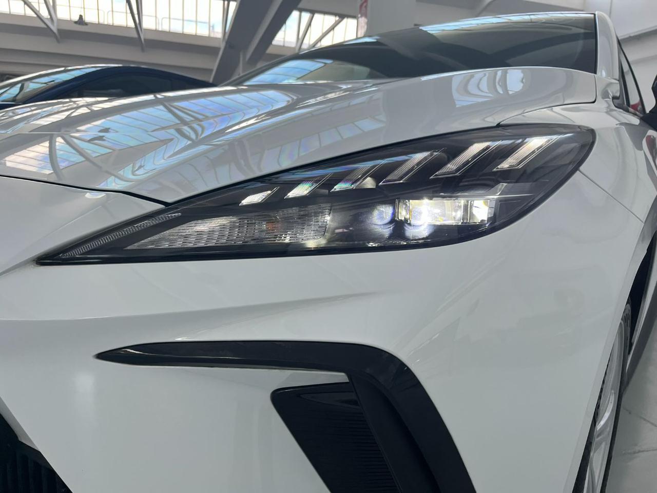 MG MG4 MG4 Standard 49 KWh