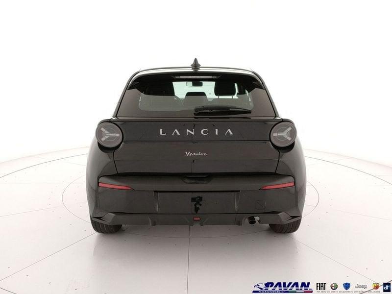 Lancia Ypsilon 1.2 Hybrid e-DCT