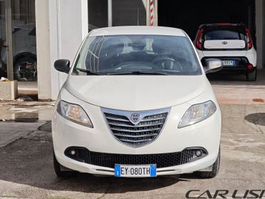Lancia Ypsilon 1.3 MultiJet 95 cv Stop & Start Silver