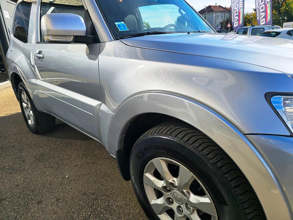 Mitsubishi Pajero 3.2 DI-D 190CV INSTYLE