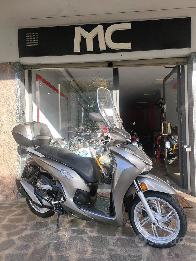 Honda sh 350 +0maggi0 casco+rate+permute+garanzia