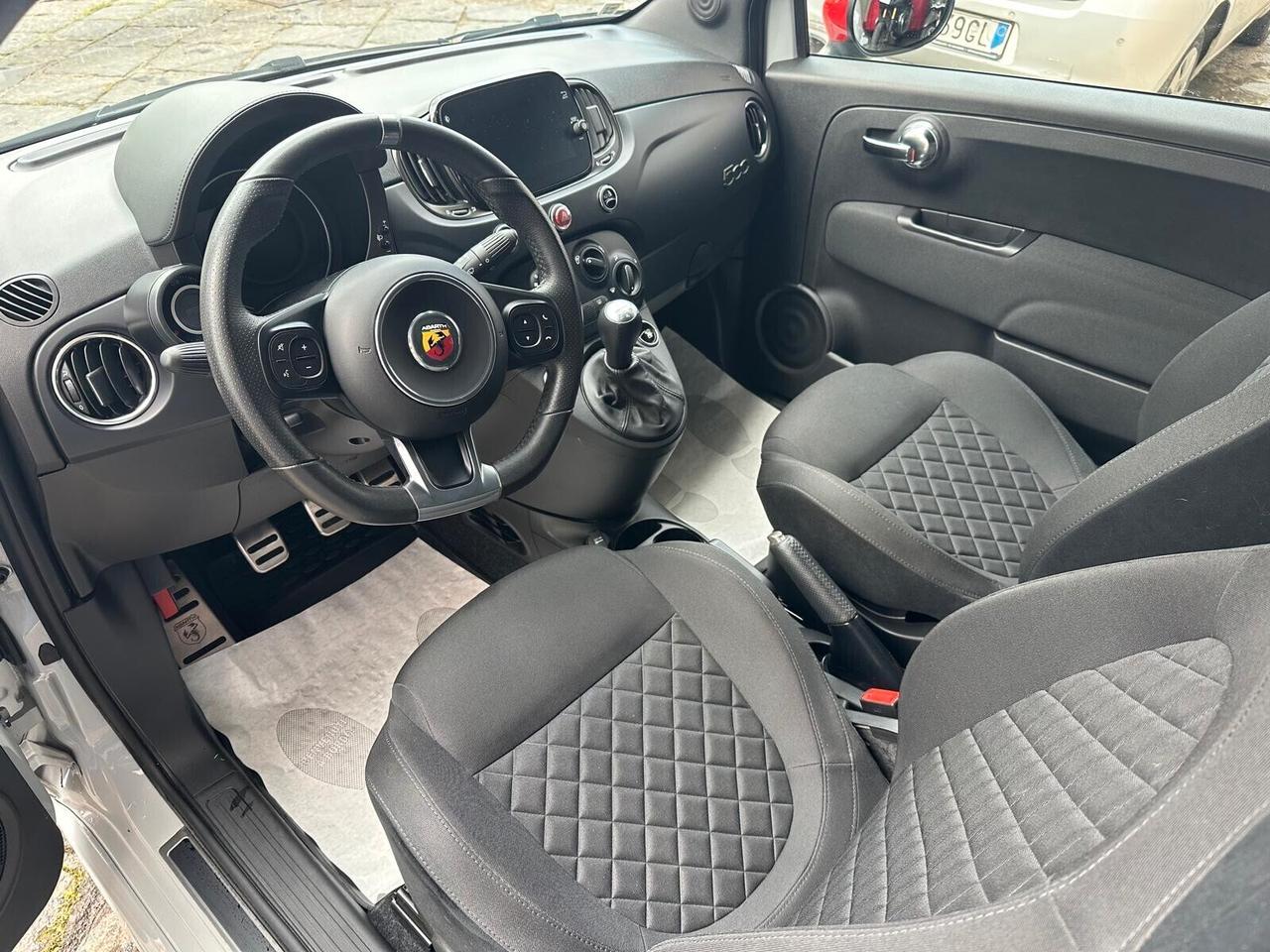 Abarth 595 F 1.4 Turbo T-Jet 165 CV