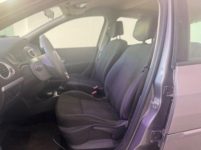 RENAULT Clio 1.2 16V 5 porte LuxeRY