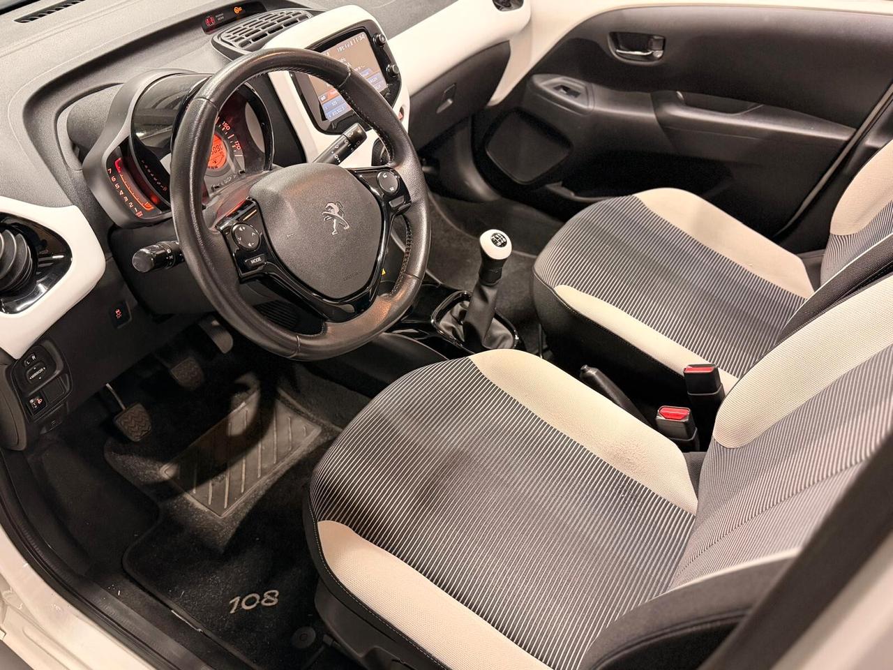 Peugeot 108 PureTech 82 5 porte Allure TOP!