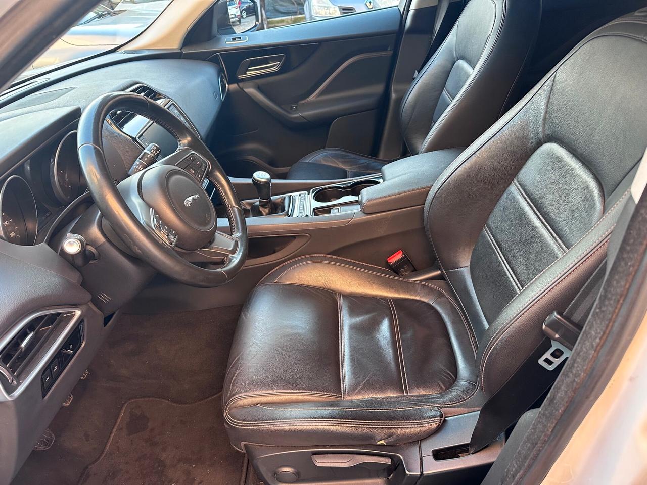 Jaguar F-Pace 2.0 D 180 CV AWD Pure*EURO6*PELLE