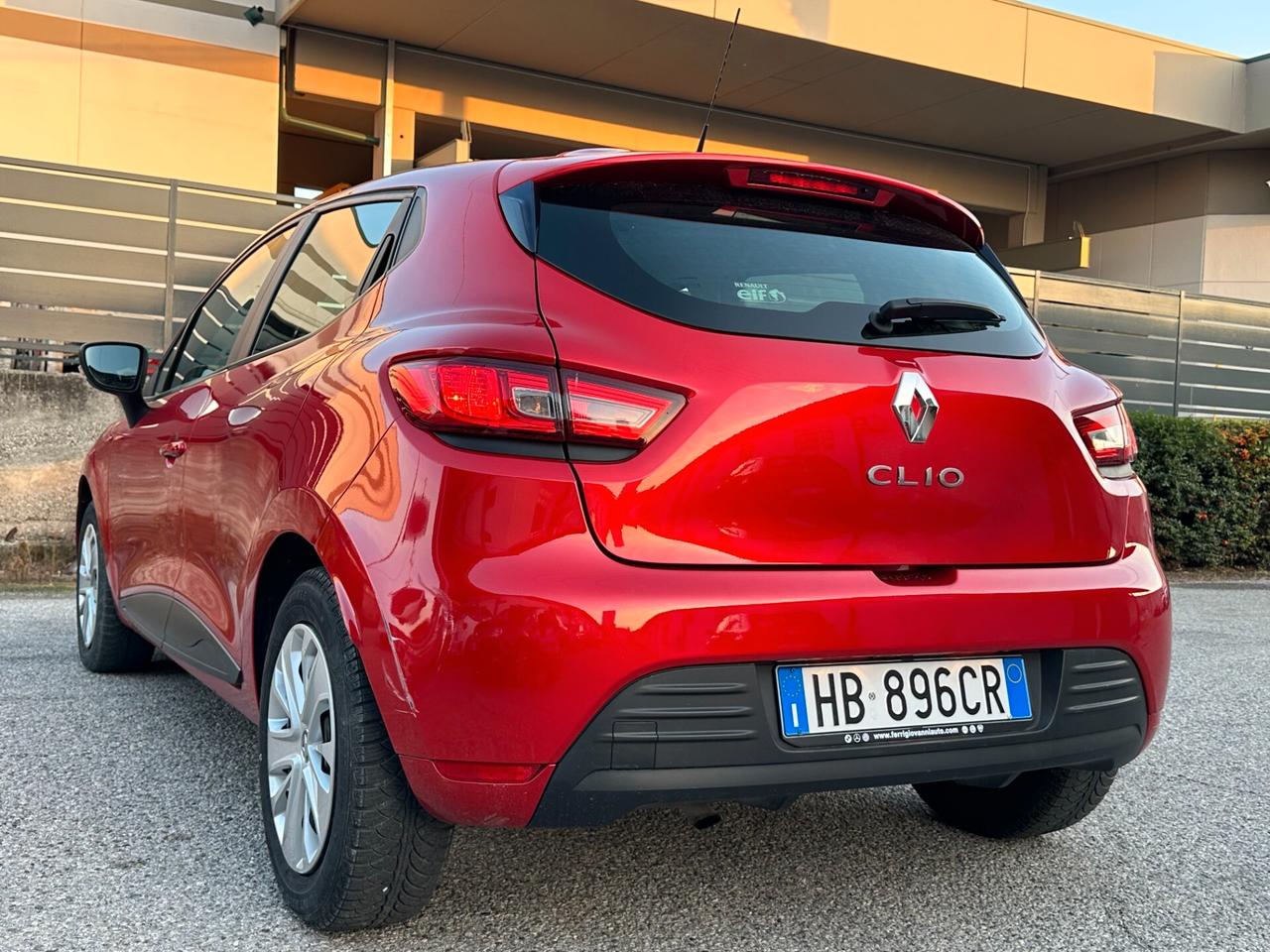 Renault Clio 1.2 75CV 5 porte Intens