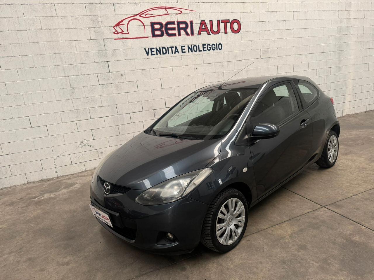 Mazda 2 benzina adatta neopatentati