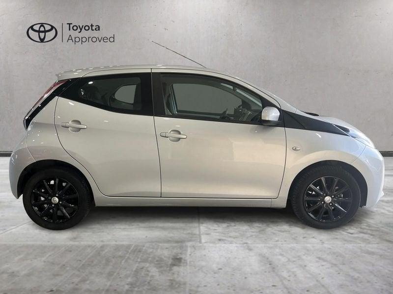 Toyota Aygo Aygo 5p 1.0 x-play tss m-mt