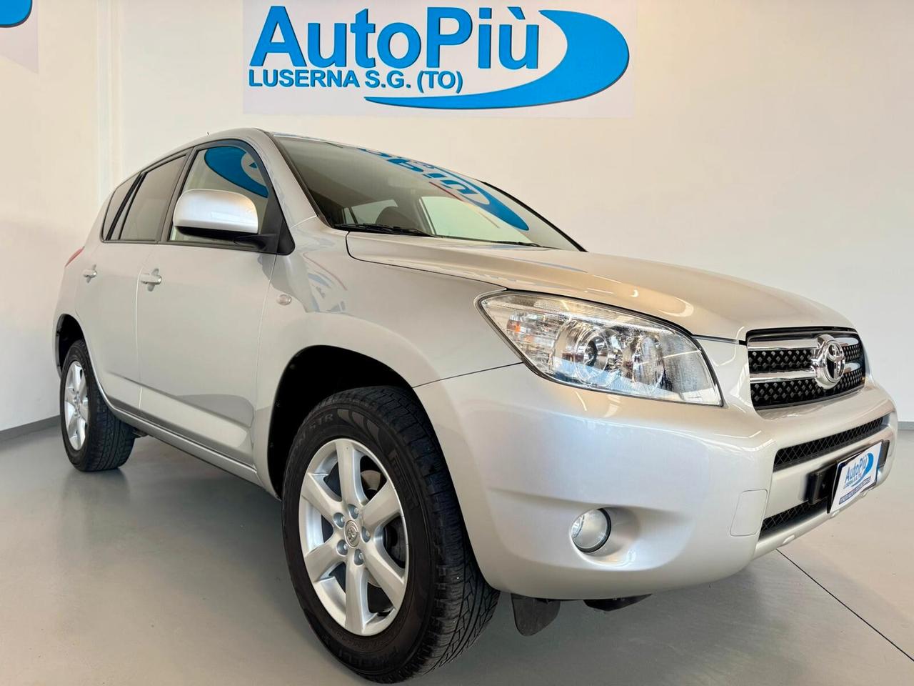 Toyota RAV-4 Crossover 2.0 aut. Sol 152 CV