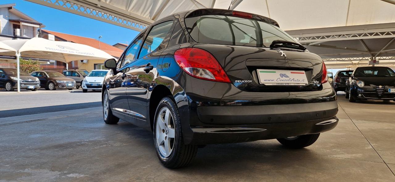 Peugeot 207 1.4 8V 75cv Energie Sport ECO GPL