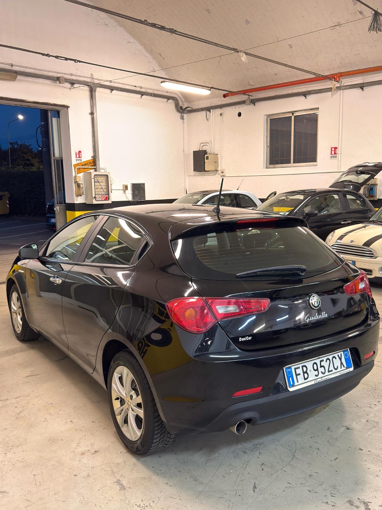 Alfa Romeo Giulietta 1.6 JTDm-2 120 CV Exclusive