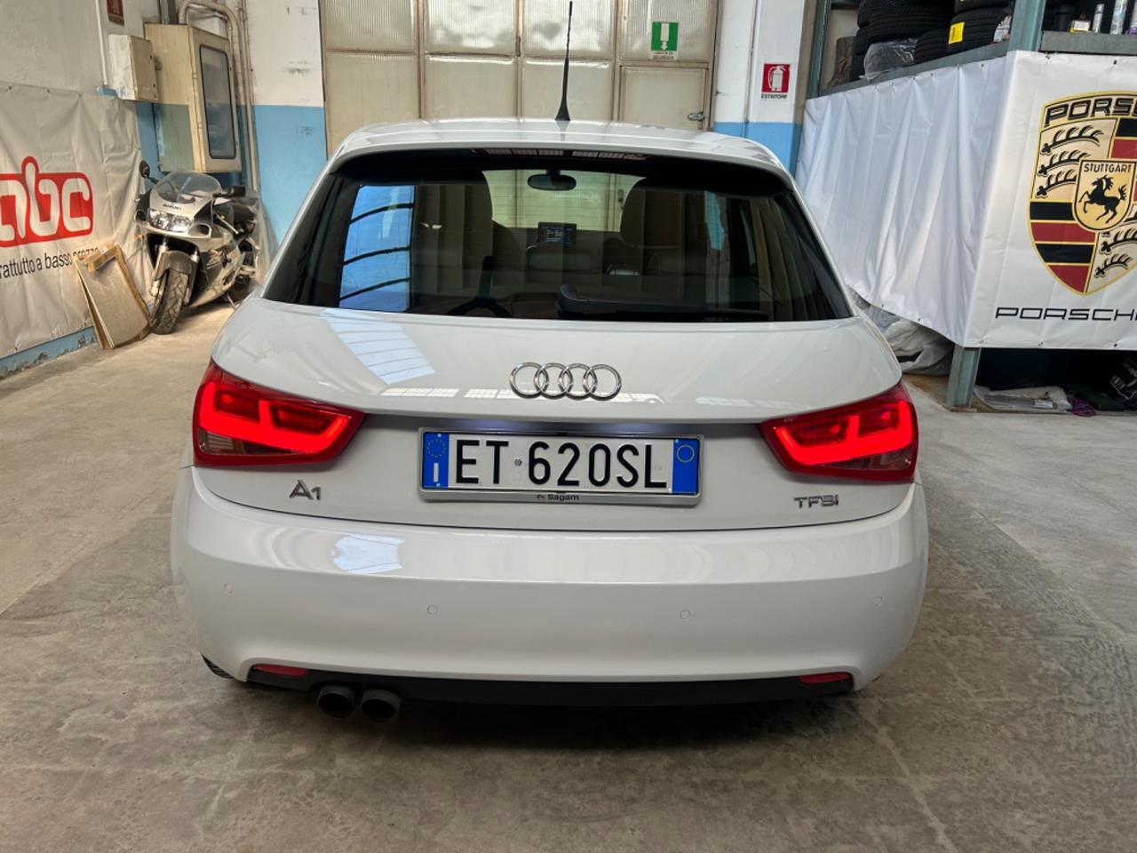 Audi A1 1.4 TFSI S line edition plus