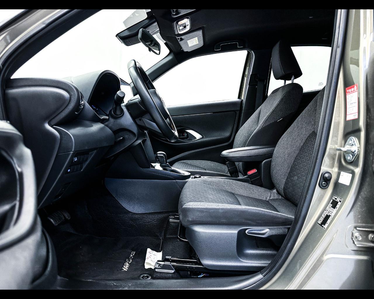 TOYOTA Yaris Cross - Yaris Cross 1.5 Hybrid 5p. E-CVT AWD-i Trend